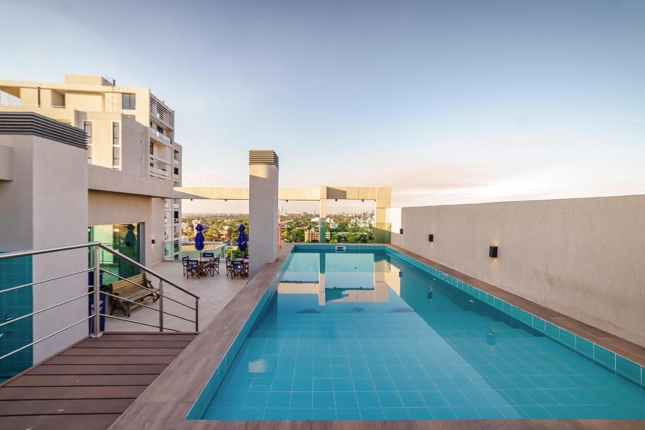 Villa Morra, A Pasos De Los Shoppings! 亚松森 外观 照片
